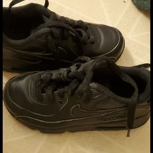 Girls Air max good condition